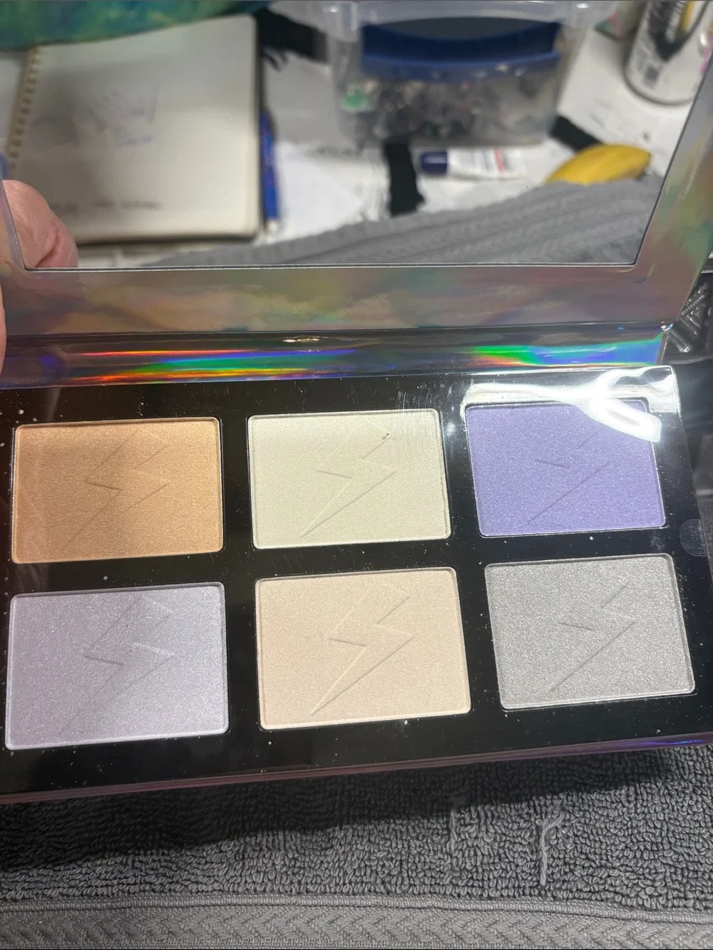 Profusion Metallized Hypnotic Highlight Palette - Holographic Silver